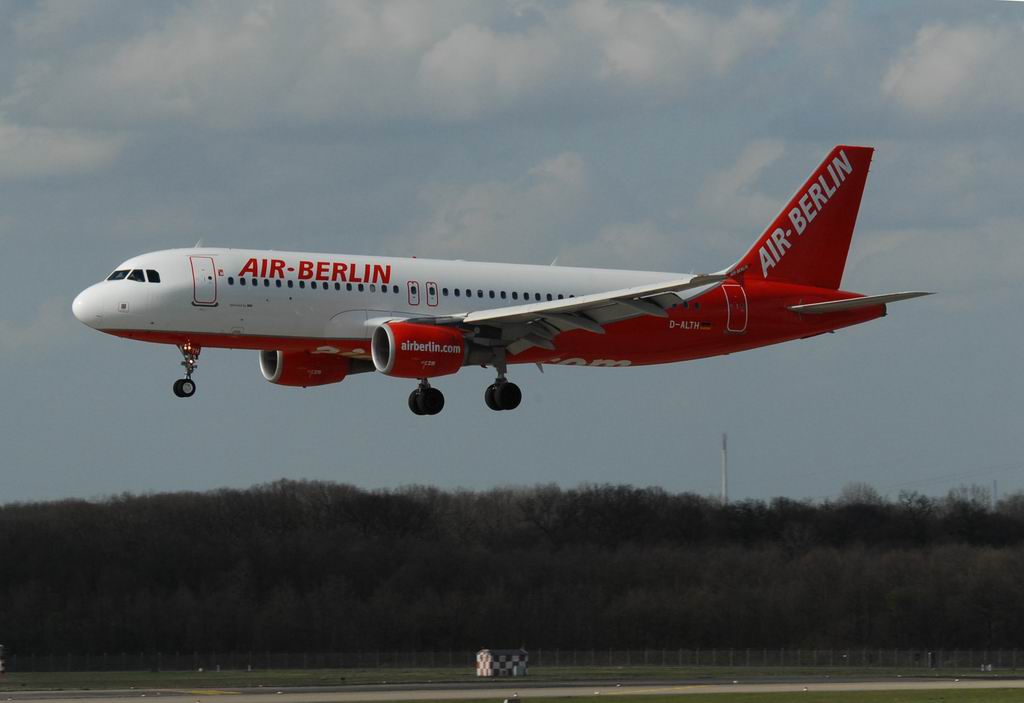 Airbus A320214 DALTH D sseldorf DUS 29 03 08